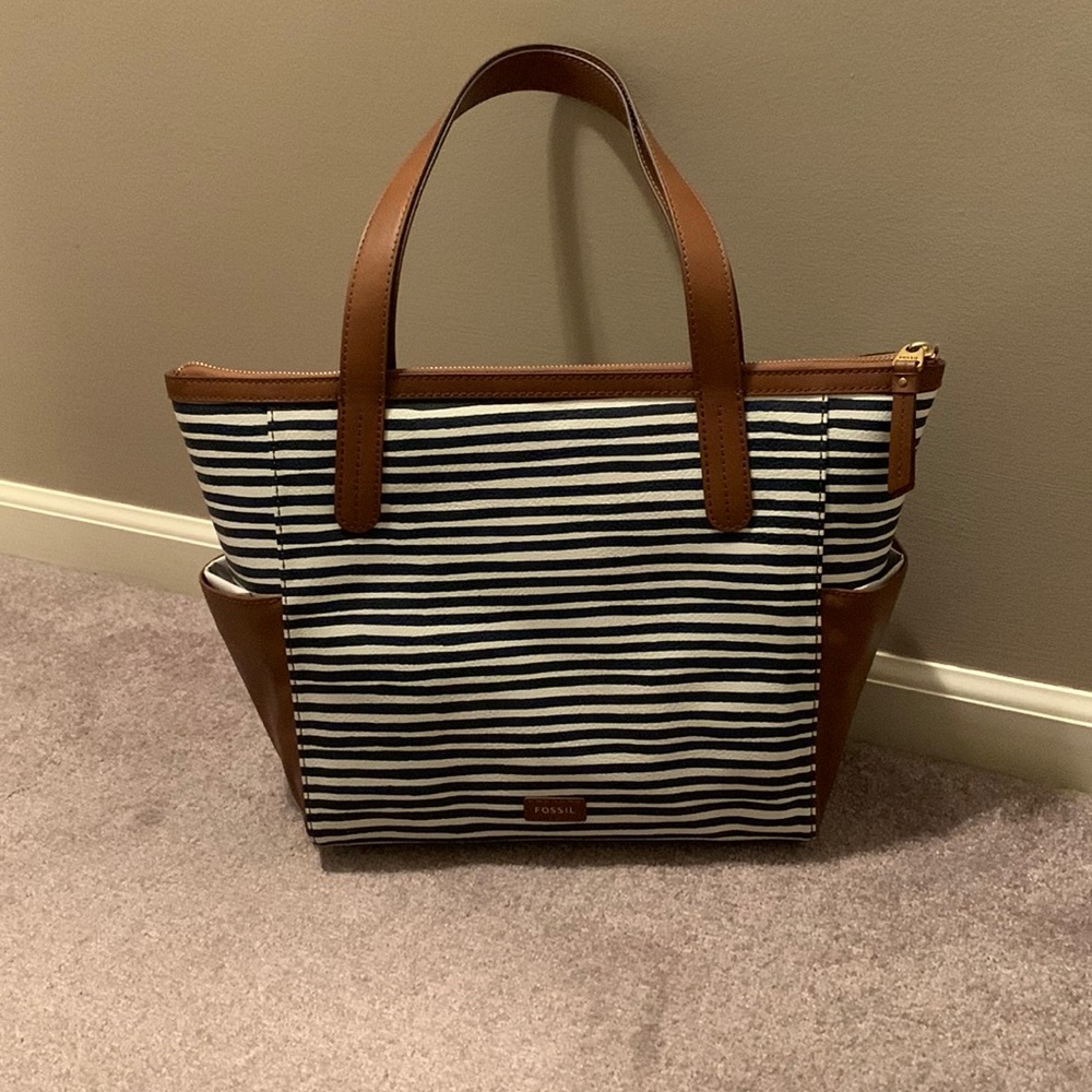 Fossil shoulder bag
